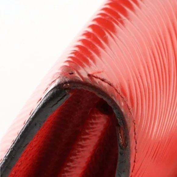 Louis Vuitton red twist long wallet. - Picture 7 of 10